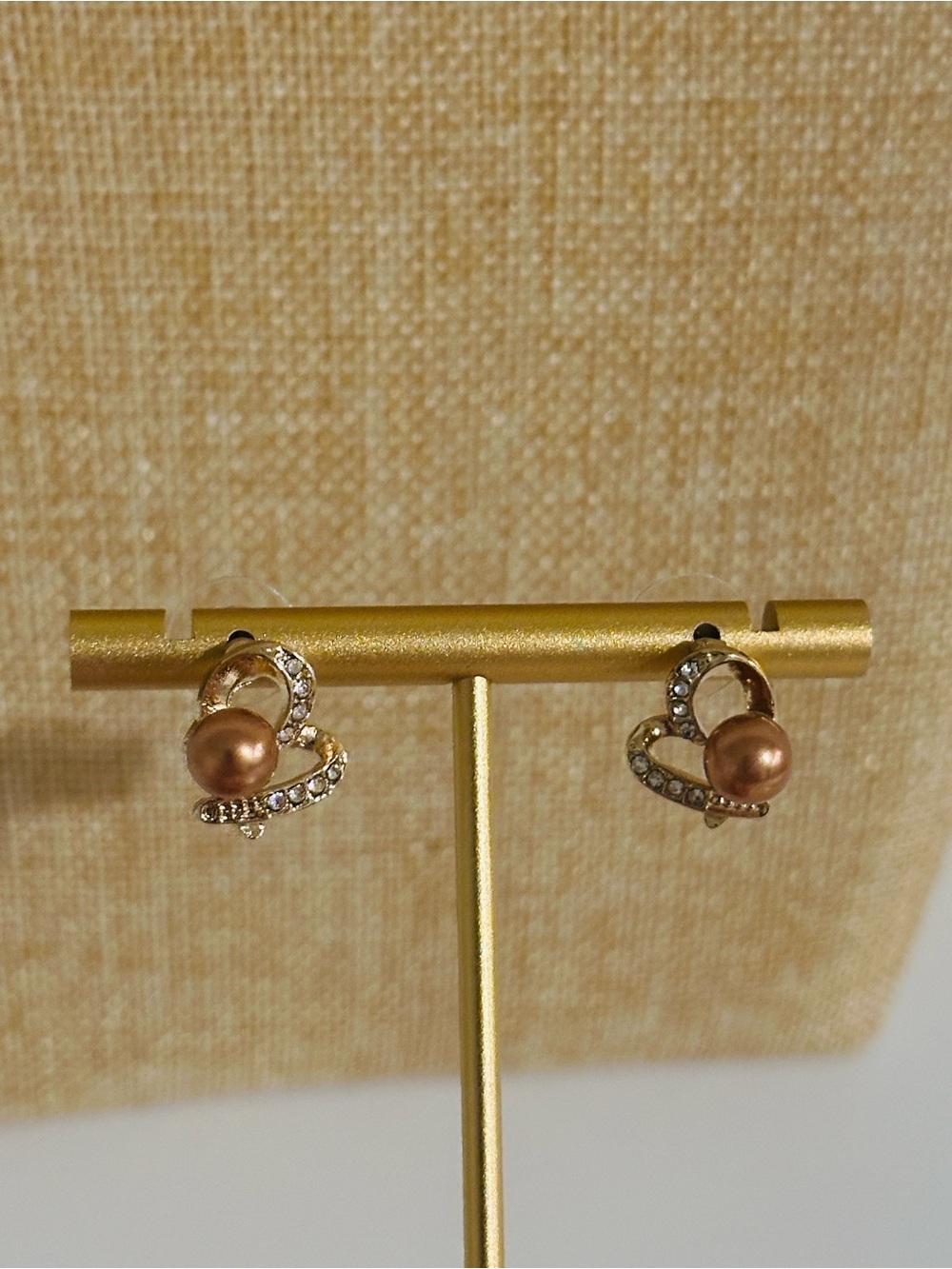 Fashion Jewelry Gold-Tone Heart Stud Earrings with Bronze Pearl and Crystals